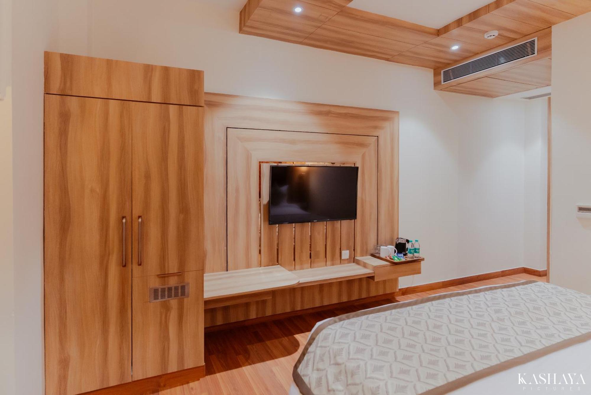Hotel Ratan Mahal Datia Ngoại thất bức ảnh
